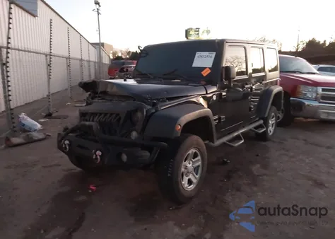 2014 Jeep Wrangler Unlimited Sport z USA, uszkodzony, nr VIN 1C4BJWDG8EL136687